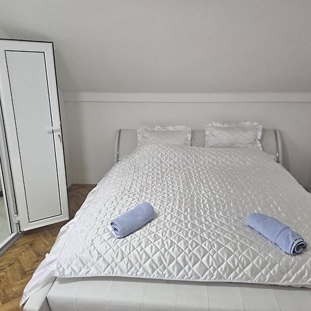 Vila Petunija Sjenica Pokoj fotografie